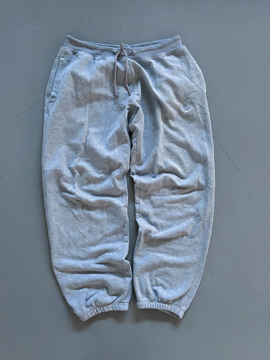 NIKE VINTAGE SWEATPANTS / JOGGER